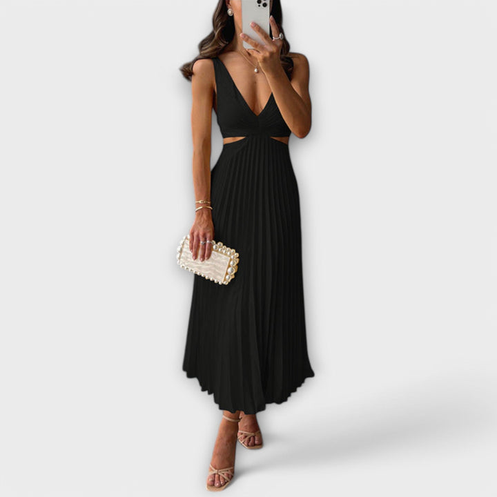 Nadia - Summer Dress with Back Cutout and Pleated Skirt