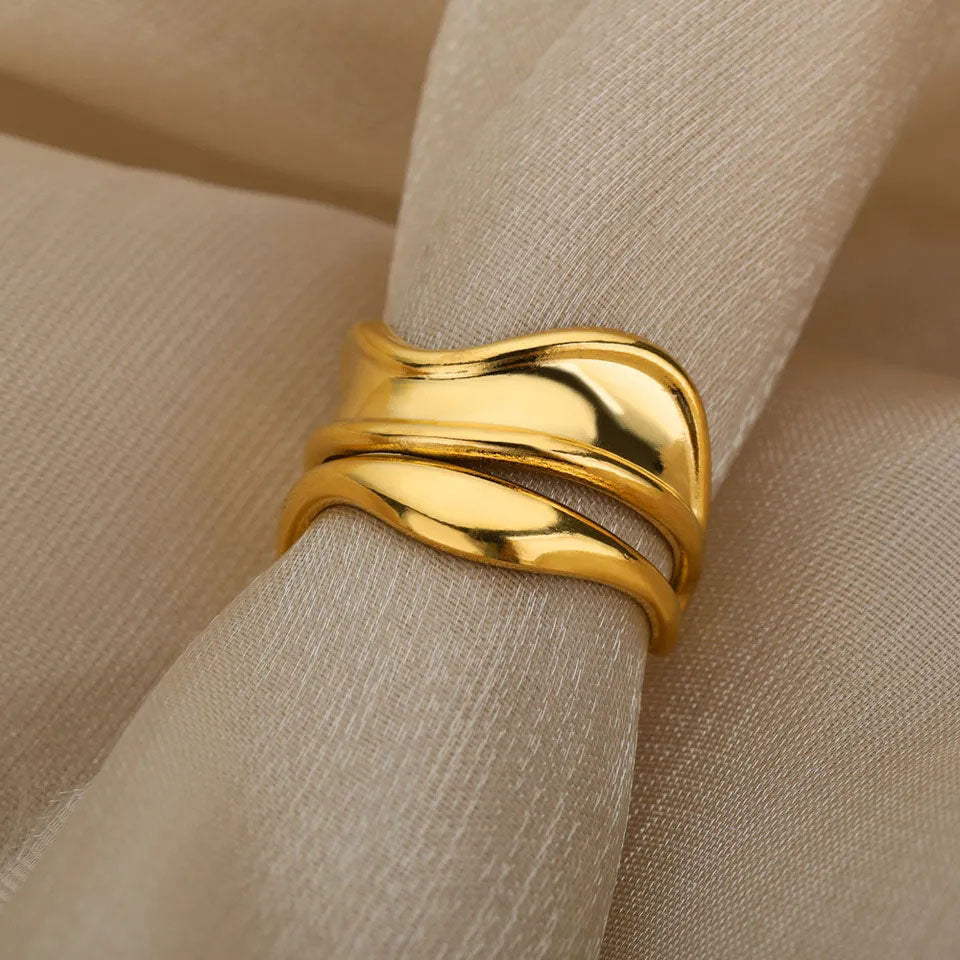 Anne ring | 18K gold
