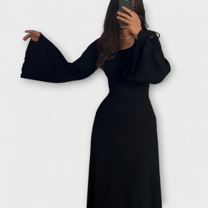 Jocelyn - Stylish Knit Dress with Waist Detail