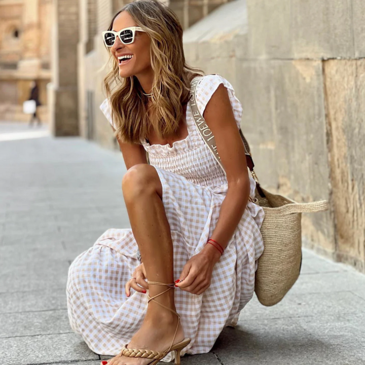 Demi™ | Long dress with ruffled sleeves and checkered ruffles