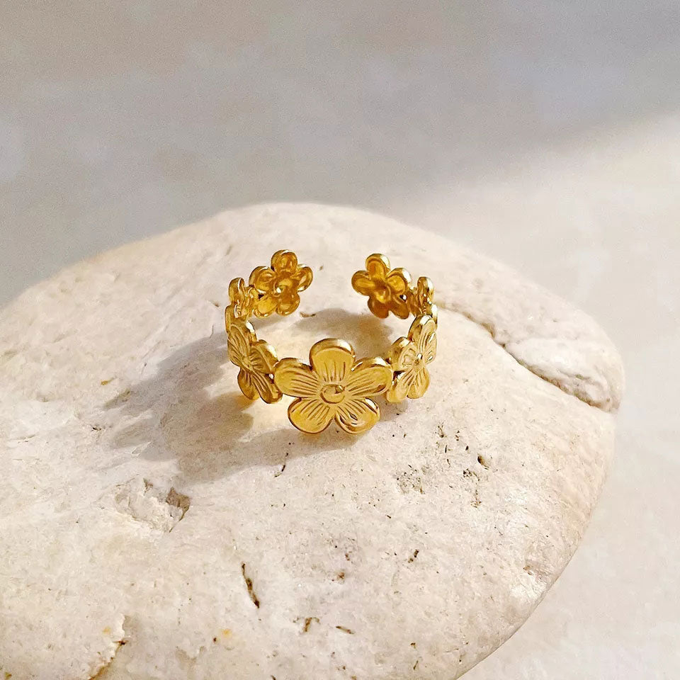 Flora Ring | 18K Gold