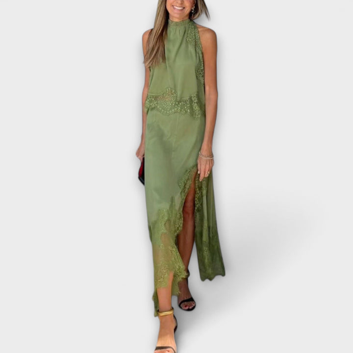 Kaia - Satin blouse with lace trim and pleated neckline in a set