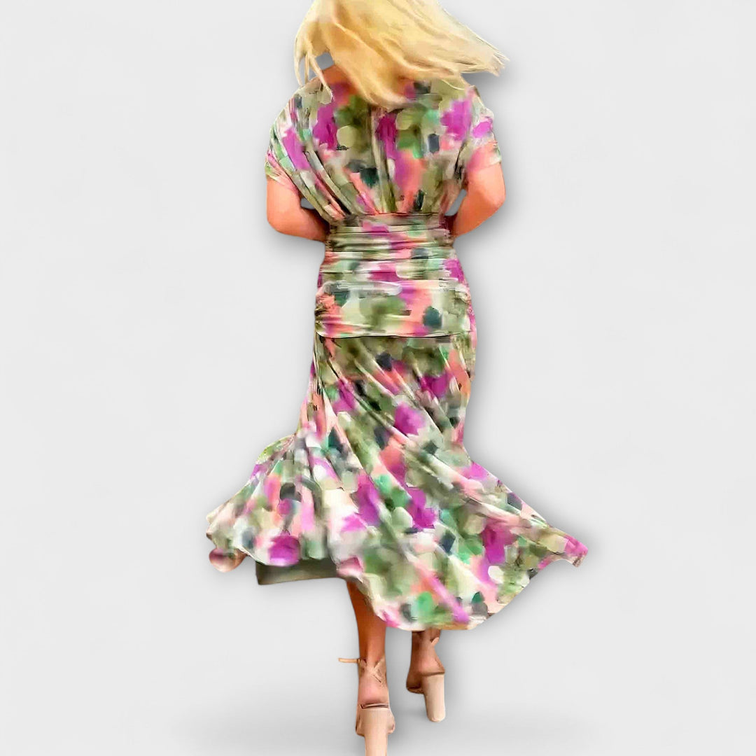 Aurora - Chic V-Neck Maxi Dress