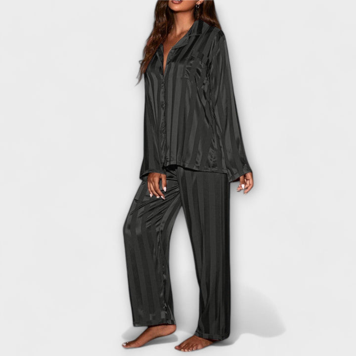 Flair - Luxurious Pajamas