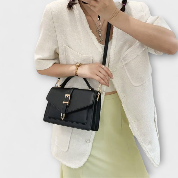 Léora. - Classic Shoulder Bag