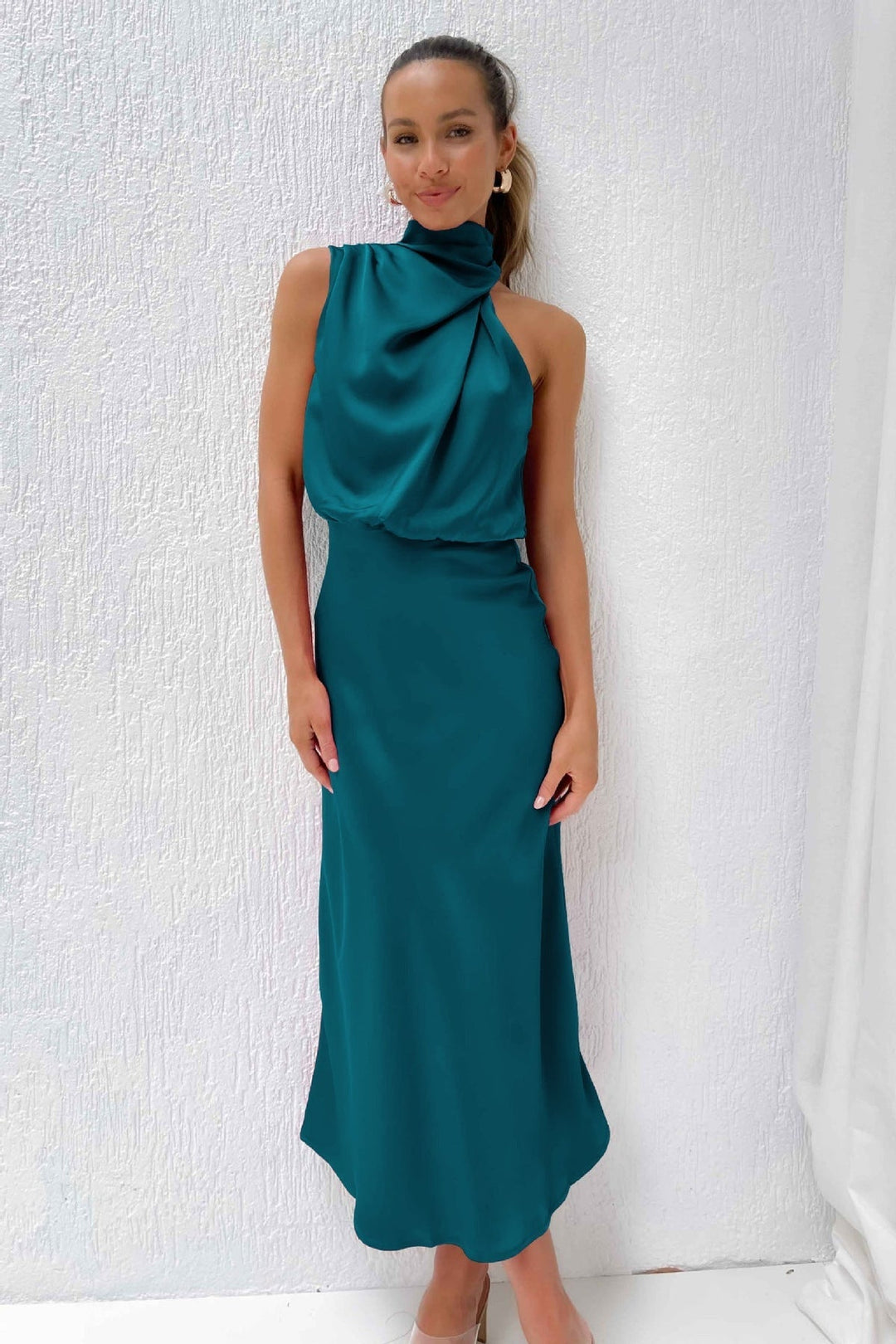 Benthe™ | Midi Dress with Off-Shoulder Design