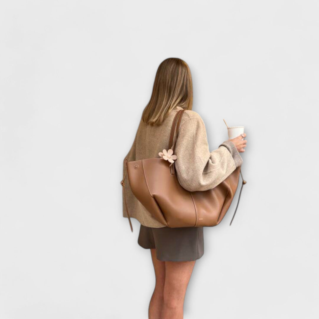 Léora. – Vintage Tote Bag