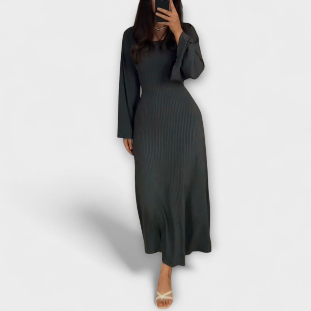 Jocelyn - Stylish Knit Dress with Waist Detail