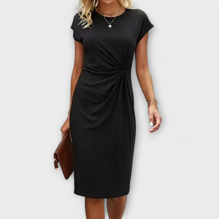 Clara - Elegant Figure-Hugging Women's Dress