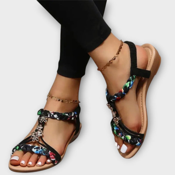 Komfortable Damen-Sandalen im böhmischen Stil