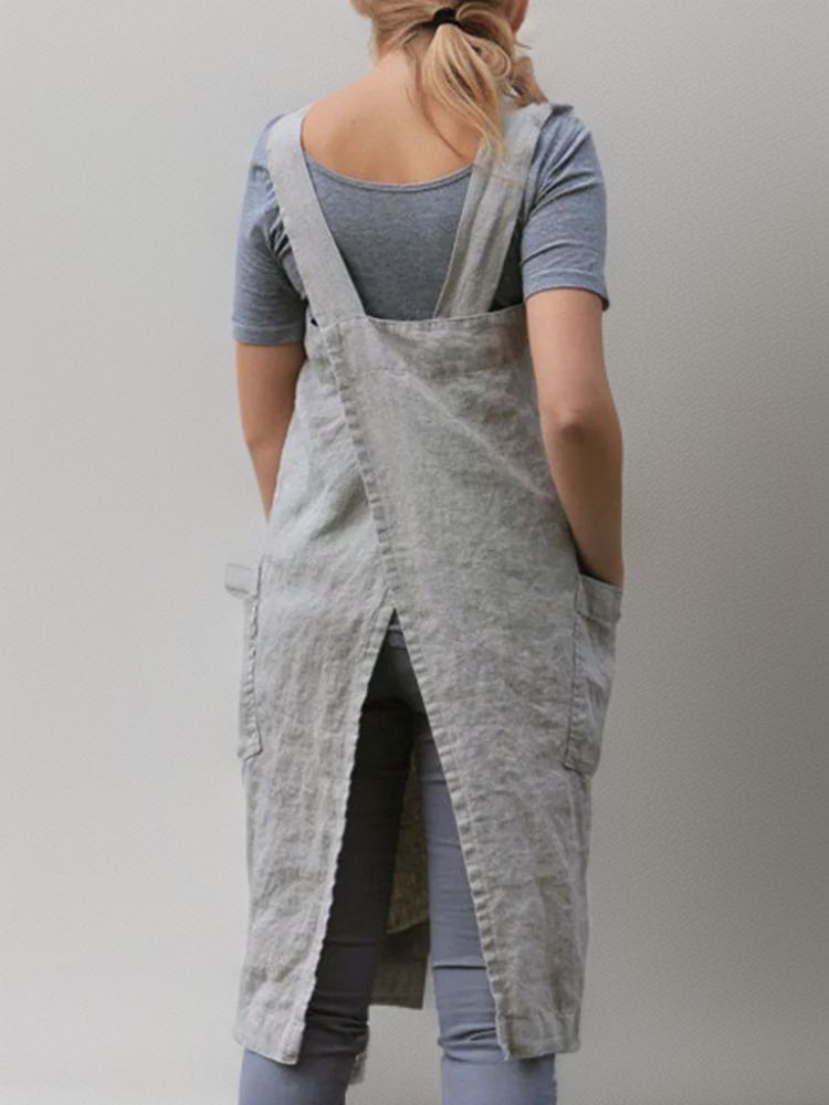 Andi | Simple apron with crisscross back straps