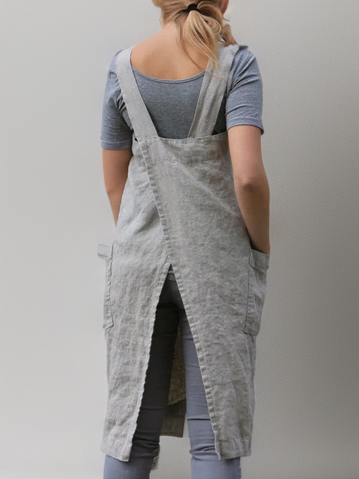 Andi | Simple apron with crisscross back straps