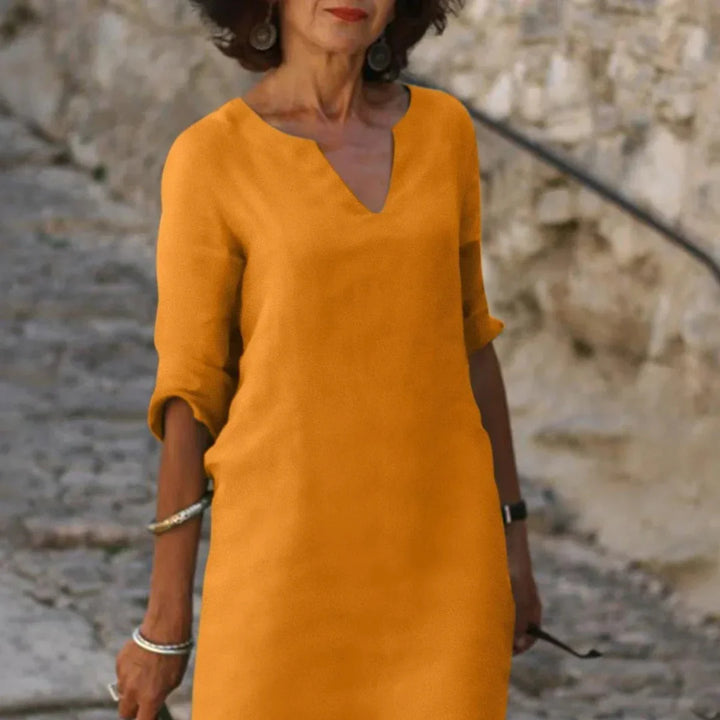 Hendrika™ | V-neck dress that covers the belly